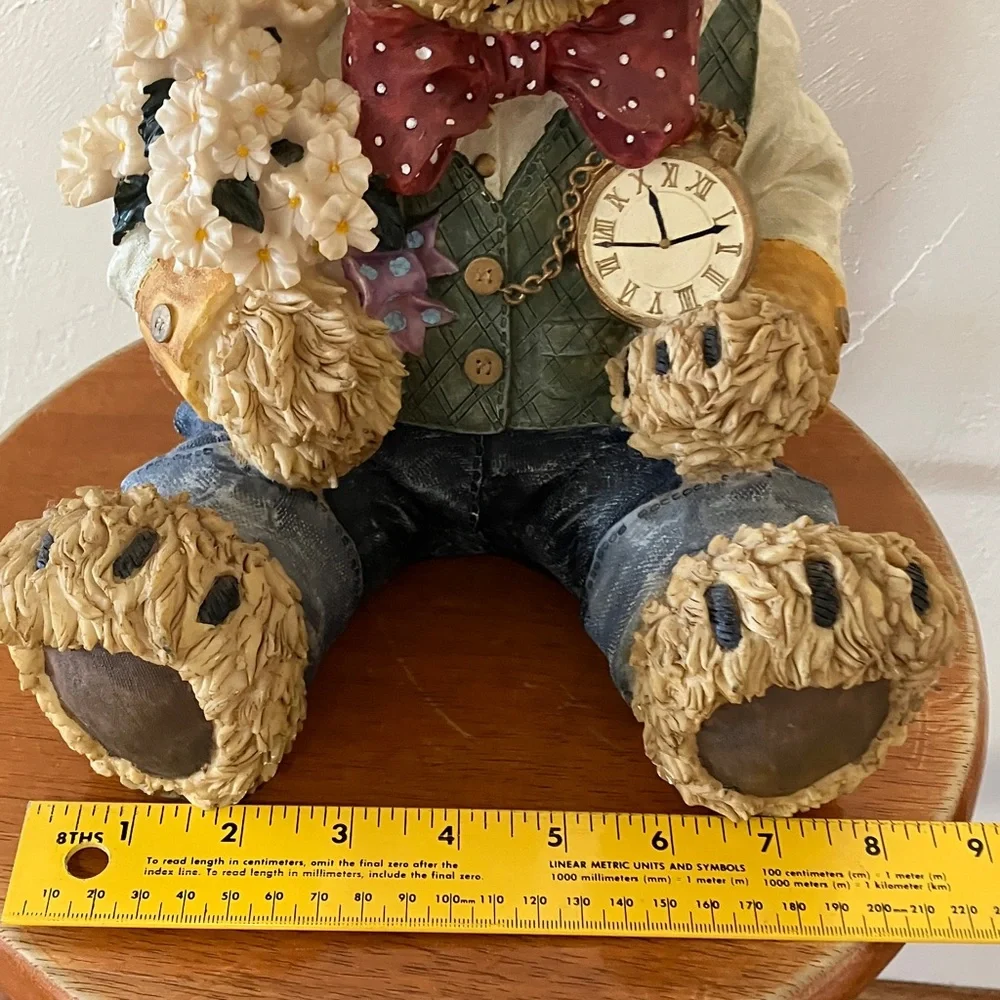 LARGE RESIN TEDDY BEAR 10” TALL